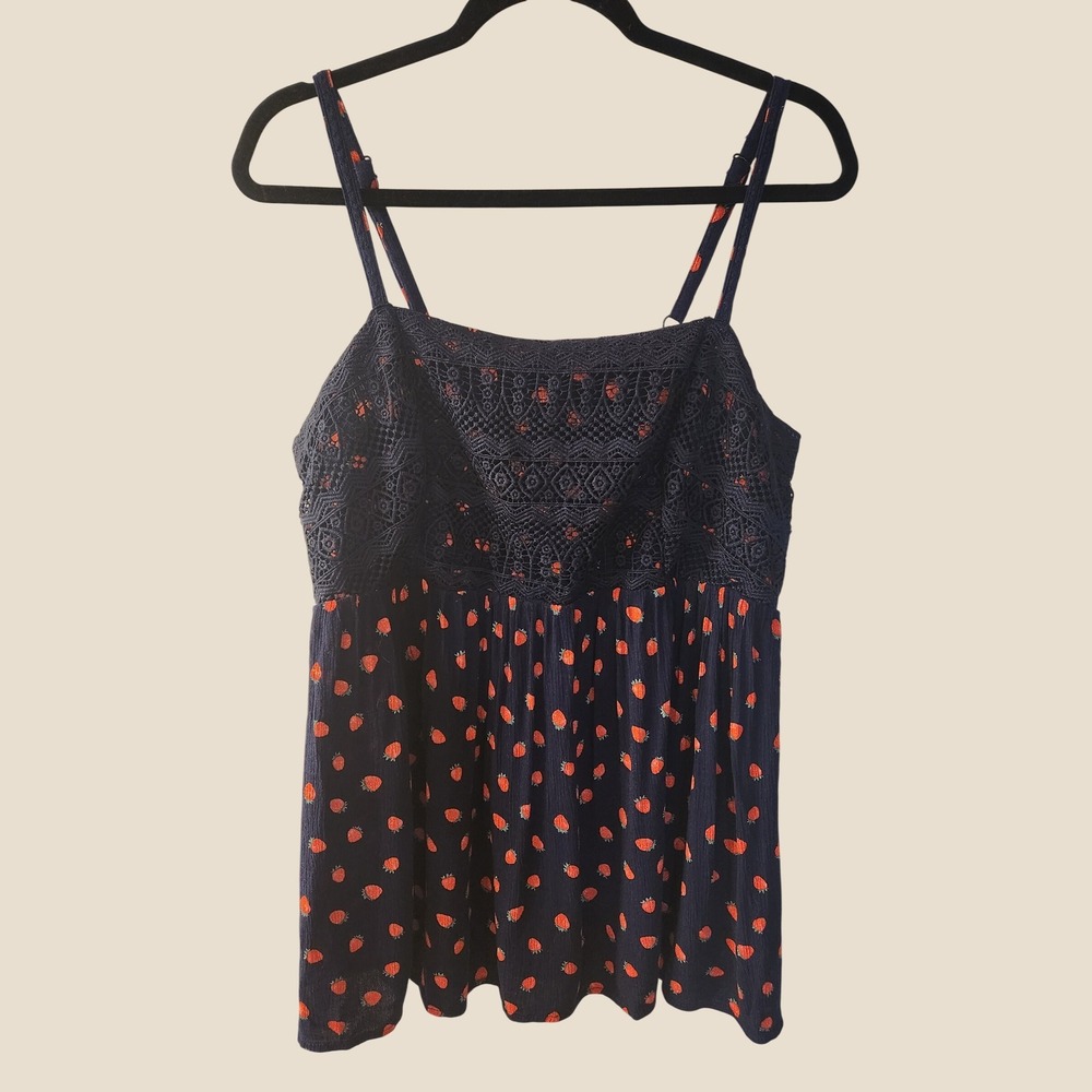 Torrid Strawberry Print Lace Yoke Cami Size 1 Cottagecore Coquette Boho Babydoll